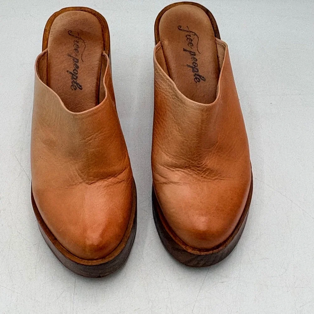 Free People Leather Platform Clog Mules Women 6.5 Tan Wood Block Heel EUR 36.5